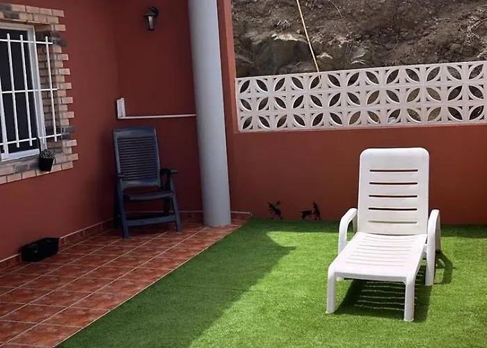 Lucia * Moya (Gran Canaria)