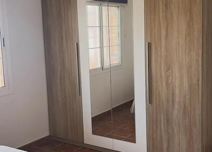 בית נופש Lucia *